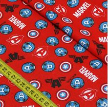 Tecido Estampado para Patchwork - Marvel: Capitão América Fundo Vermelho (0,50x1,50)