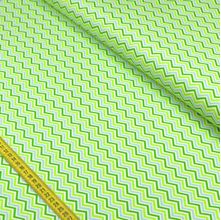 Tecido Estampado para Patchwork - Ai Que Preguiça: Chevron Verde (0,50x1,40)