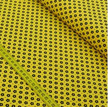 Tecido Estampado para Patchwork - Estilotex Luxo: Florzinhas com Poá Cor 114 Amarelo (0,50x1,40)