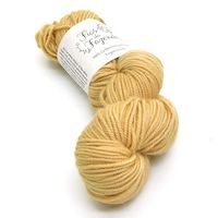 Lã Merino Worsted Superwash 3ply 100g - Fios da Fazenda 327 pau-brasil
