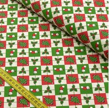 Tecido Estampado para Patchwork - Natal: Azevinhos e Árvores (0,50x1,40)