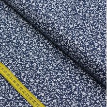 Tecido Liso para Patchwork - New Premium Floral Branco Fundo Marinho (0,50x1,50)