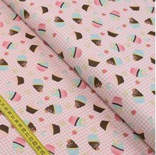 Tecido Estampado para Patchwork - Yummy: Cupcakes Xadrez Rosa (0,50x1,40)