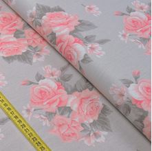 Tecido Estampado para Patchwork - Classique : Rosas Grandes Fundo Cinza (0,50x1,40)