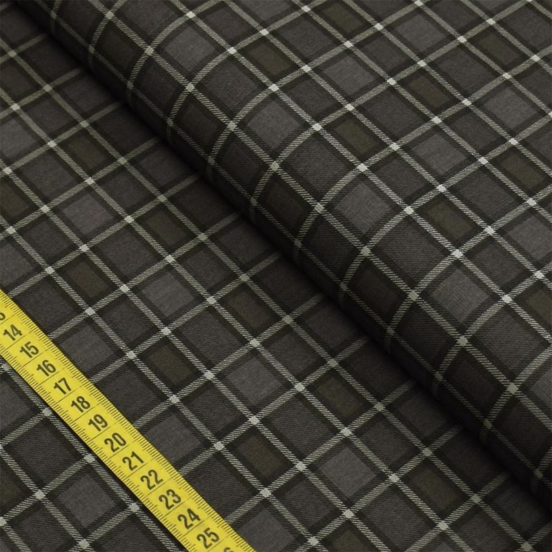 046165_000000_1