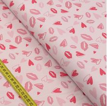 Tecido Estampado para Patchwork - Valentine : Coração com Boca Rosa (0,50X1,40)