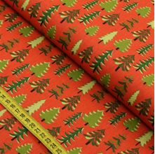 Tecido Estampado para Patchwork - Natal By Peter Paiva : Pinheiro Fundo Vermelho (0,50x1,40)