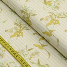 Tecido Estampado para Patchwork - Lírios Cor 2538 (0,50x1,50)