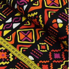 Tecido Estampado para Patchwork - África : Preto com Margenta (0,50x1,40)